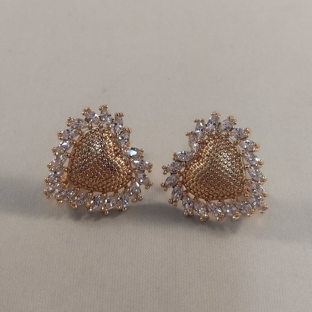 18K Yellow Gold Filled Heart White Diamond Zircon Earrings Gorgeous Gift